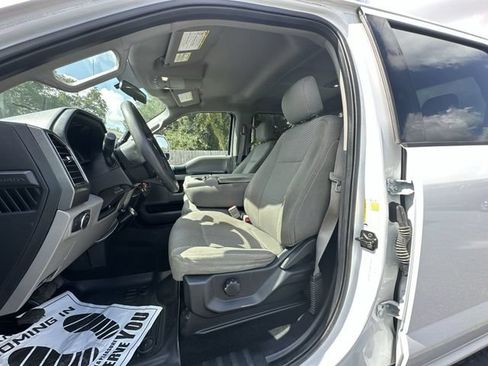 Used 2019 Ford F250 XLT w/ Snow Plow Prep Package AWD/4WD image 14