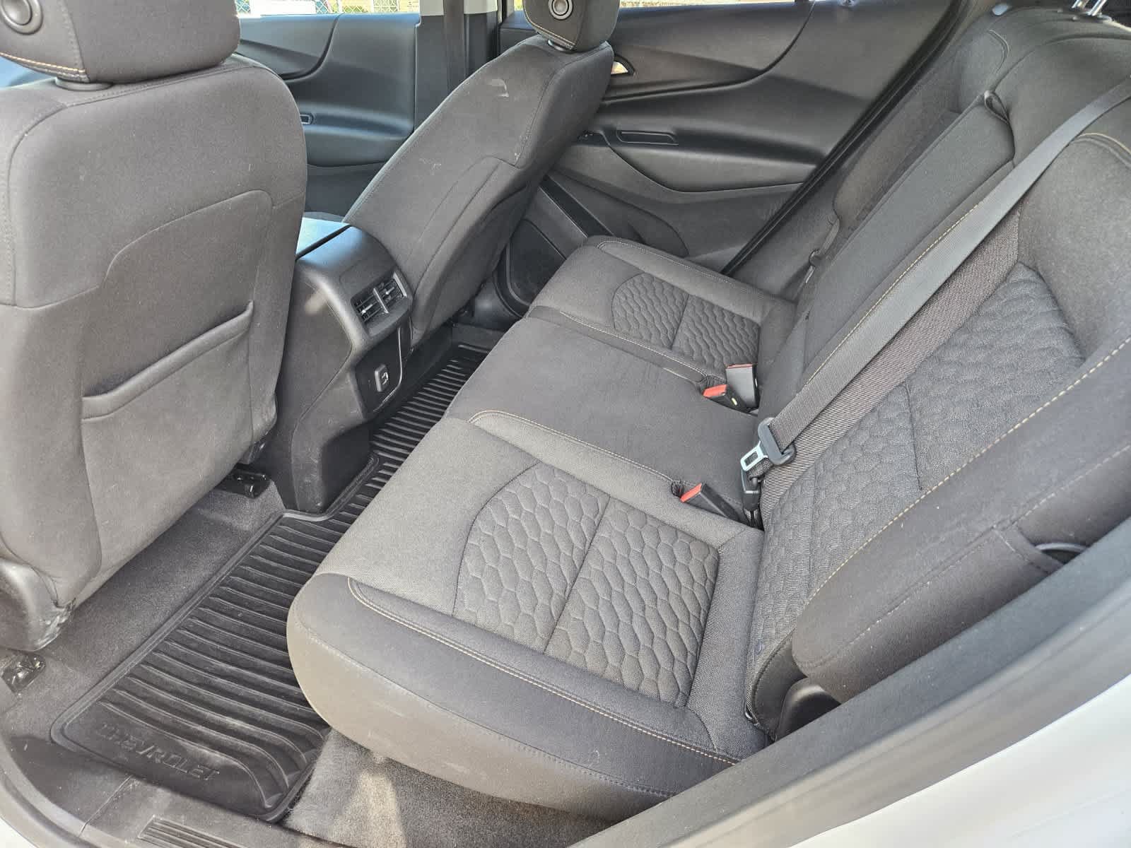 Used 2019 Chevrolet Equinox LT FWD image 27
