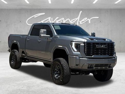 Used 2024 GMC Sierra 2500 Denali Ultimate AWD/4WD image 2