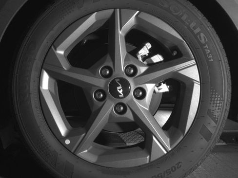 Used 2025 Kia K4 LXS image 14