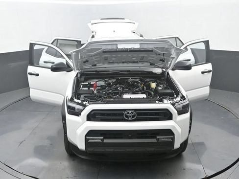 New 2026 Toyota 4Runner SR5 RWD image 32