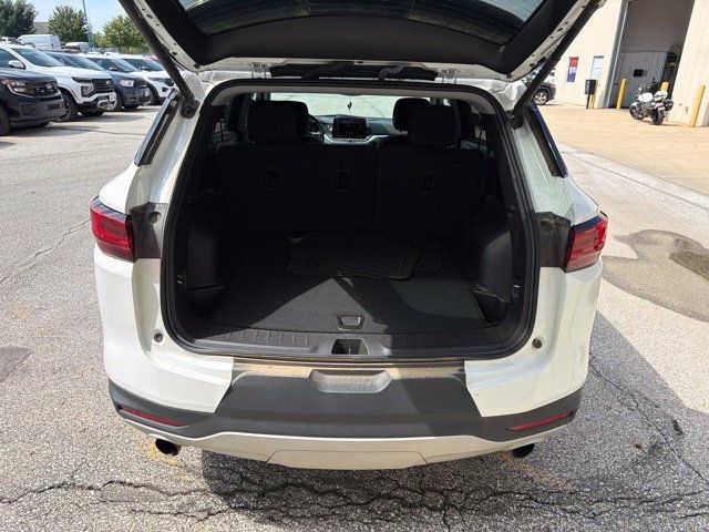 Used 2023 Chevrolet Blazer LT w/ Convenience Package AWD/4WD image 15