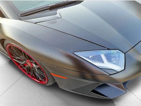 Used 2017 Lamborghini Aventador LP 750-4 Superveloce image 11