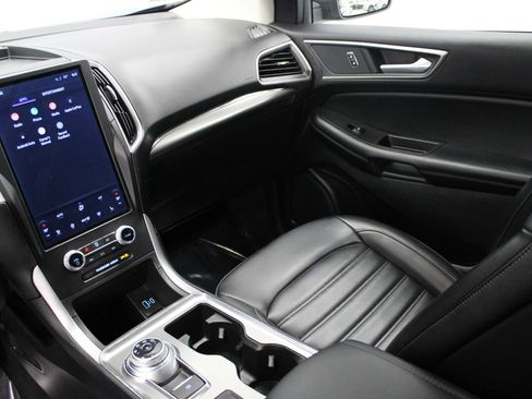Used 2022 Ford Edge SEL w/ Convenience Package image 26