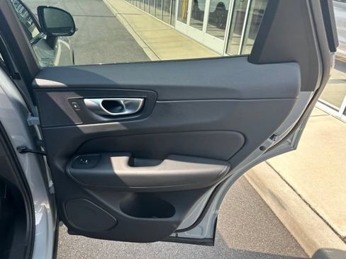 Certified 2024 Volvo XC60 B5 Plus AWD/4WD image 12