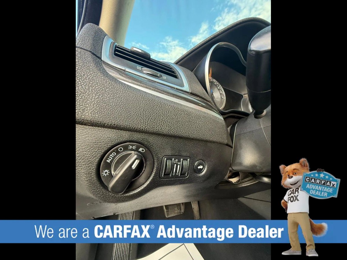 Used 2019 Chrysler 300 Touring RWD image 51