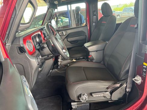 Certified 2022 Jeep Wrangler Rubicon AWD/4WD image 9