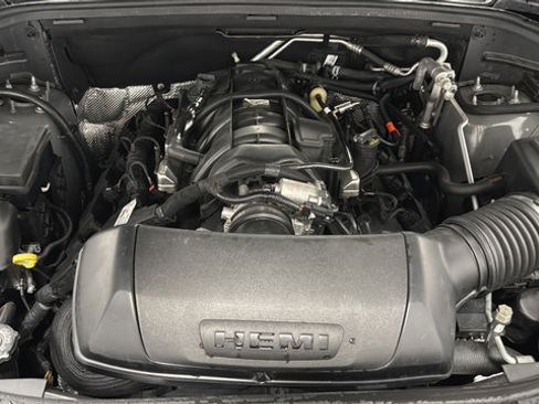 Used 2025 Dodge Durango R/T AWD/4WD image 28
