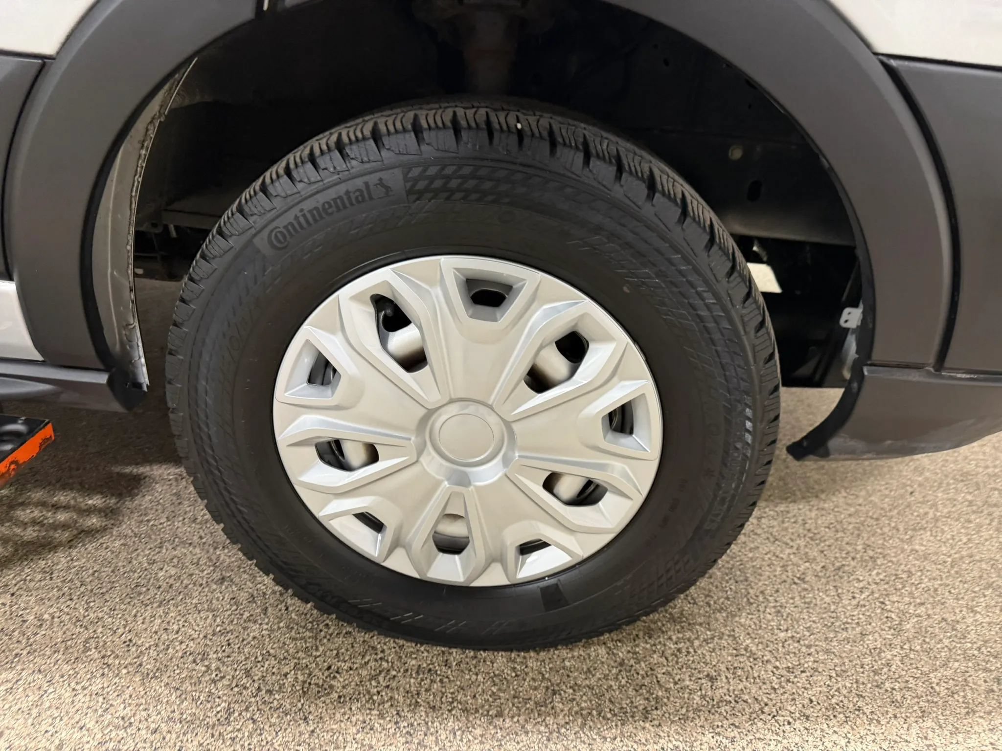 Used 2019 Ford Transit 250 148 Medium Roof RWD image 66