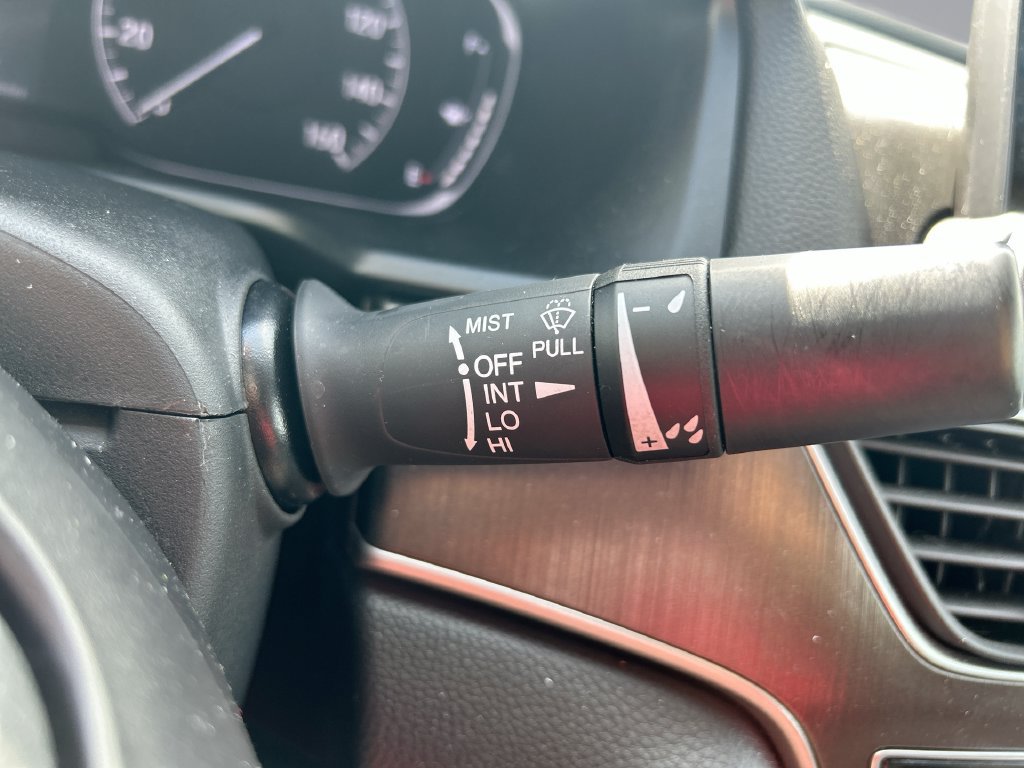 Used 2018 Honda Accord LX image 18