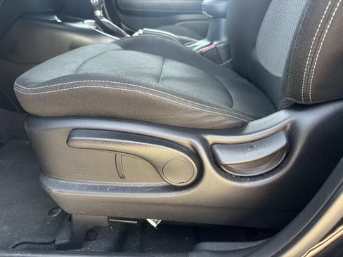 Used 2019 Kia Soul + FWD image 16