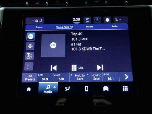 Used 2024 Jeep Grand Cherokee Altitude image 41