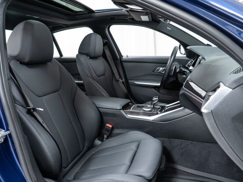 Used 2019 BMW 330i xDrive Sedan w/ Convenience Package image 22