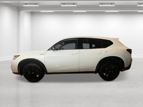 Used 2025 Acura ADX A-Spec image 2