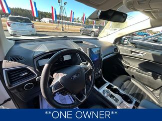 Used 2024 Ford Edge SEL video 2
