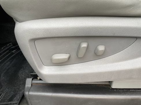 Used 2015 Chevrolet Tahoe LT image 17