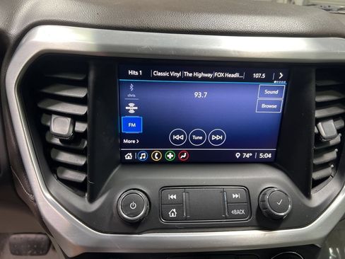 Used 2020 GMC Acadia SLE FWD image 25