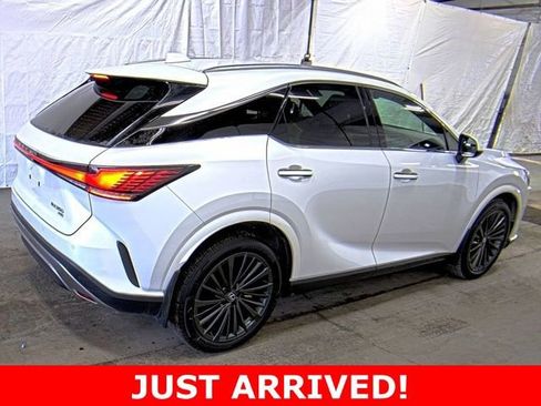 Used 2024 Lexus RX 350 Premium w/ Accessory Package (Z1) image 2