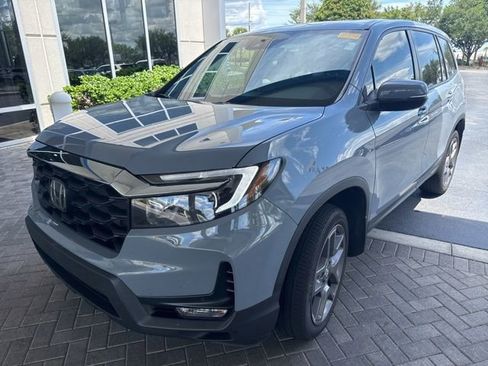 Used 2023 Honda Passport EX-L image 3