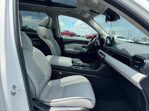 Certified 2023 Honda Pilot Elite image 19