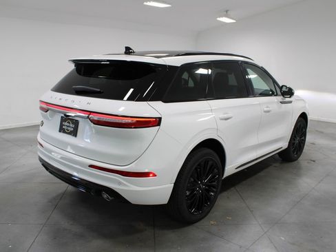 New 2026 Lincoln Corsair Reserve image 8