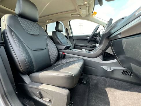 Used 2024 Ford Edge Titanium w/ Equipment Group 301A image 21