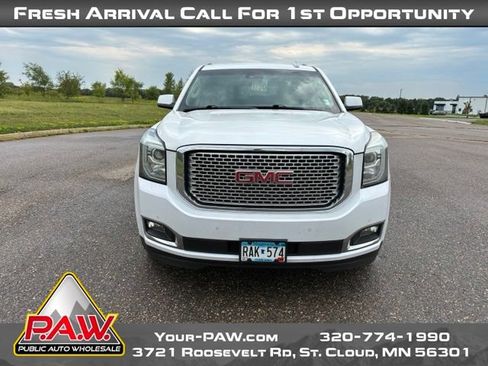 Used 2016 GMC Yukon XL Denali w/ Open Road Package AWD/4WD image 3