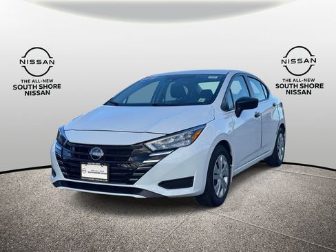 Used 2025 Nissan Versa S w/ Trunk Package FWD image 4