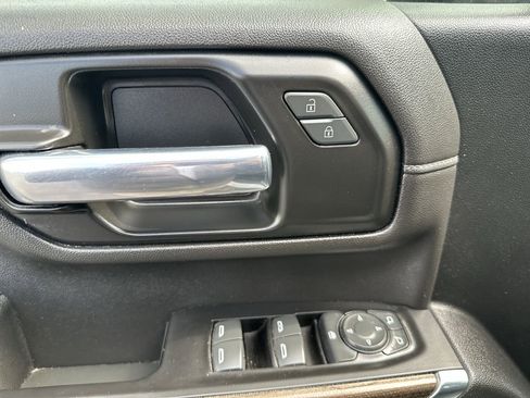 Used 2022 Chevrolet Silverado 3500 LT w/ Remote Start Package image 13