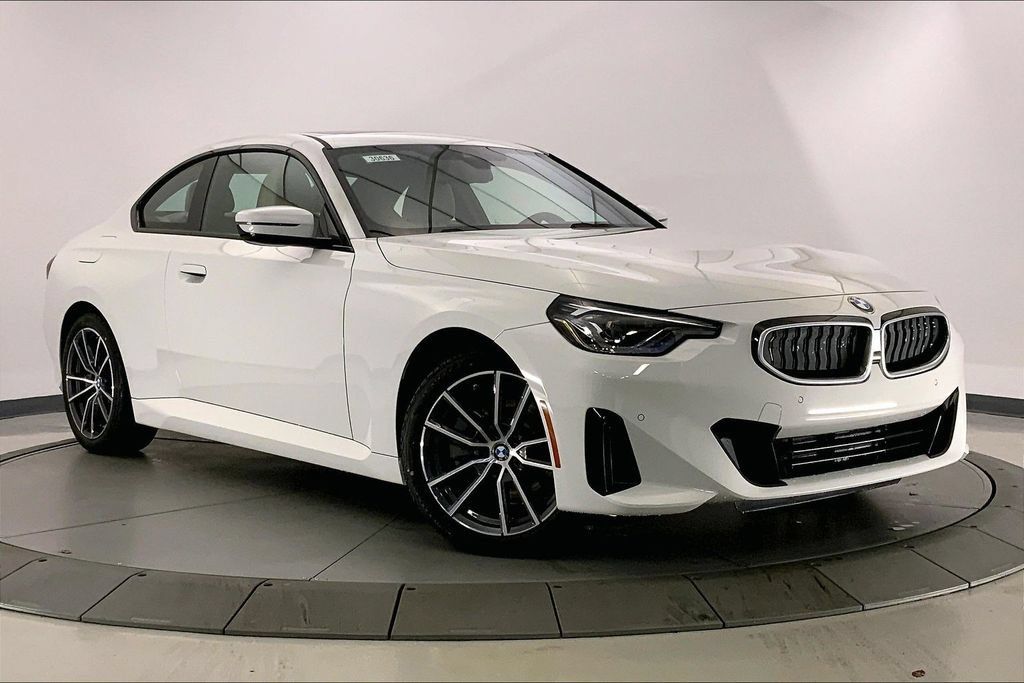 Used 2025 BMW 230i xDrive Coupe w/ Premium Package AWD/4WD image 11