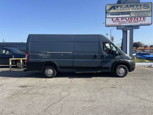 Used 2019 RAM ProMaster 3500 FWD image 2