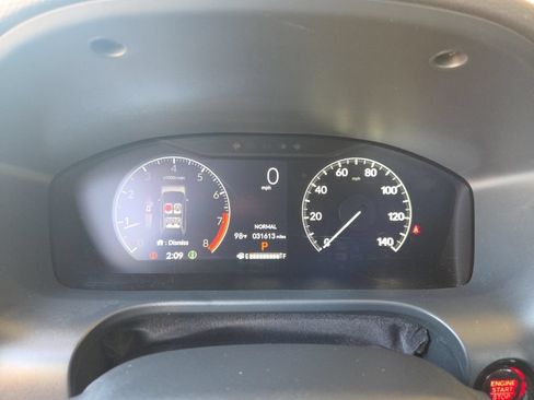 Used 2025 Honda HR-V LX image 2