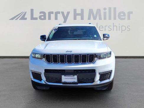 New 2025 Jeep Grand Cherokee L Limited w/ Trailer Tow Package AWD/4WD image 5