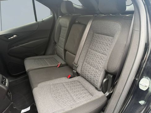 Used 2022 Chevrolet Equinox LT FWD image 16