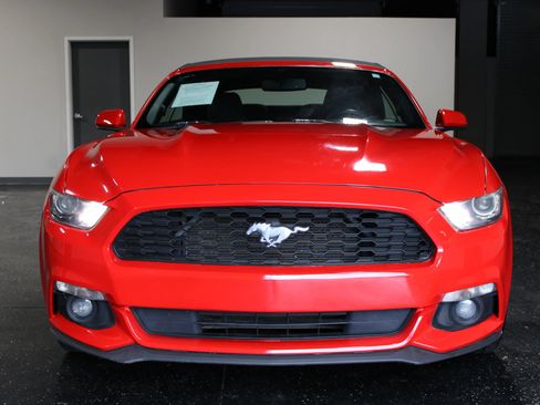 Used 2016 Ford Mustang Convertible w/ Equipment Group 051A RWD image 8