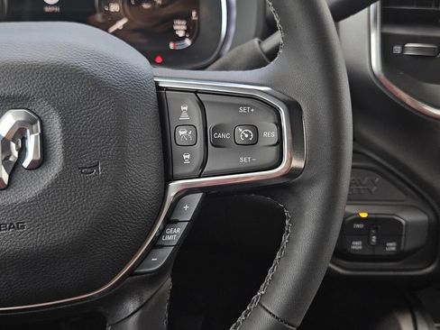 New 2026 RAM 3500 Laramie AWD/4WD image 23