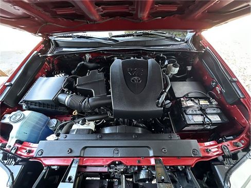 Used 2021 Toyota Tacoma TRD Sport w/ Advanced Technology Package AWD/4WD image 29