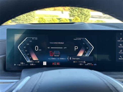 Used 2025 BMW X5 xDrive40i w/ Climate Comfort Package image 6