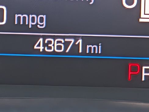 Used 2019 Chevrolet Equinox LT image 17