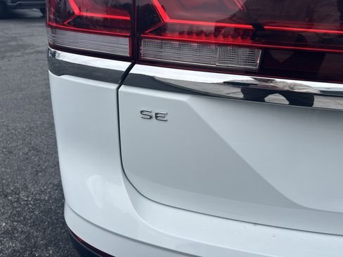 Used 2025 Volkswagen Atlas SE image 7