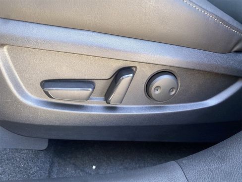 New 2025 INFINITI QX50 Pure image 25