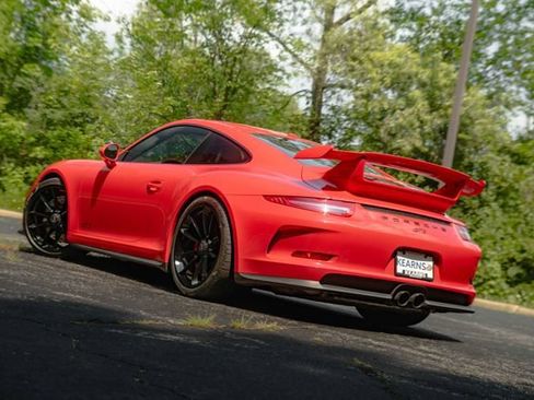 Used 2015 Porsche 911 GT3 RWD image 33