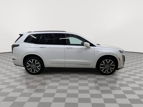 Certified 2025 Cadillac XT6 Sport w/ Platinum Package image 12