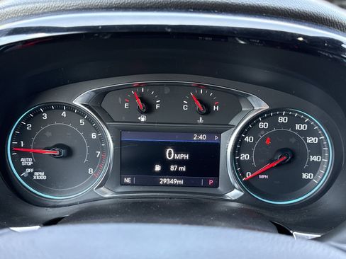 Used 2023 Chevrolet Traverse LT FWD image 20