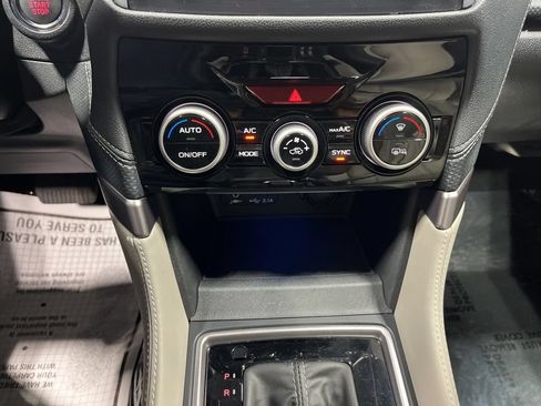 Used 2020 Subaru Forester Limited w/ Popular Package #3 AWD/4WD image 30