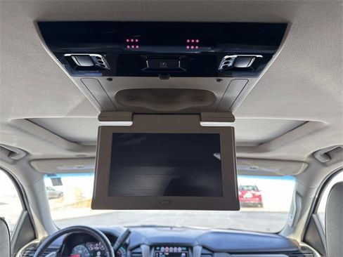 Used 2020 GMC Yukon Denali w/ Denali Premium Package image 19