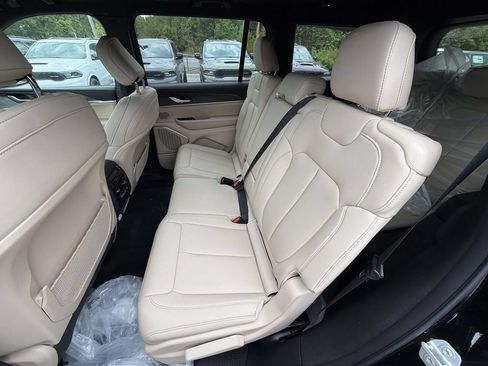 New 2026 Jeep Grand Cherokee L Limited w/ Limited Altitude Package AWD/4WD image 12
