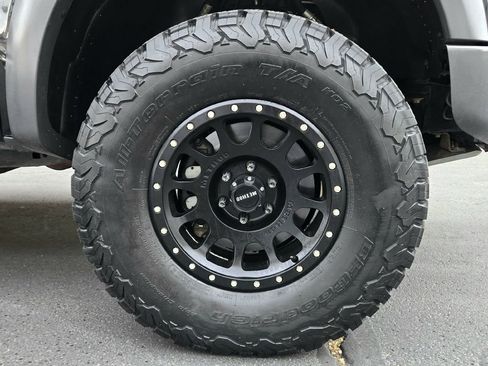 Used 2014 Ford F150 Raptor w/ Equipment Group 801A Luxury image 22