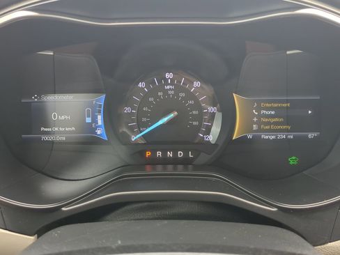 Used 2019 Ford Fusion SEL FWD image 25