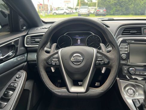 Used 2019 Nissan Maxima SR w/ Premium Package FWD image 34
